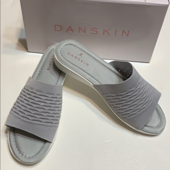 danskin slippers